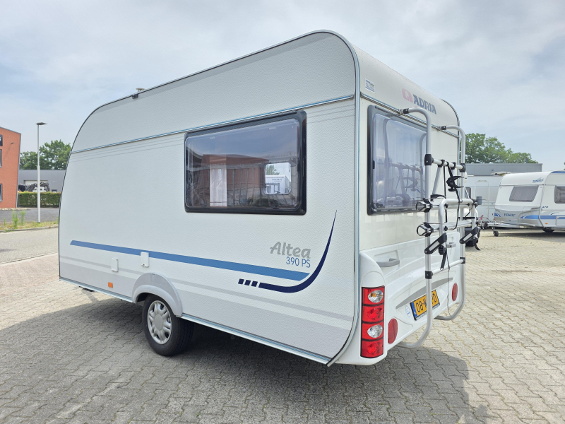 Adria Altea 390 PS 4 persoons VOORTENT 2010 