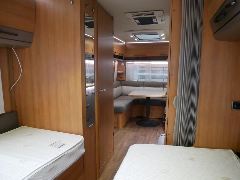 Eriba Nova GL 530 Mover, luifel, airco  foto: 16
