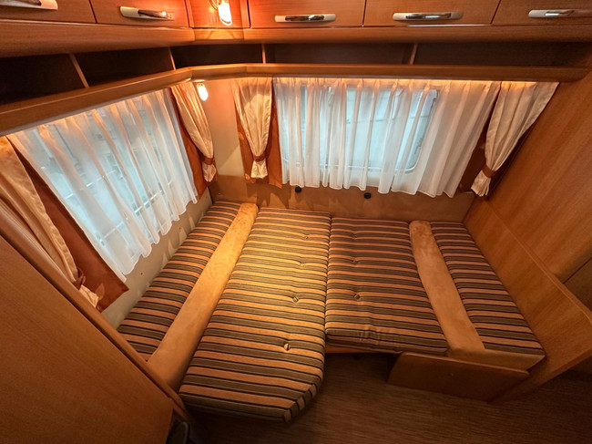Hobby De Luxe 440 SF foto: 6