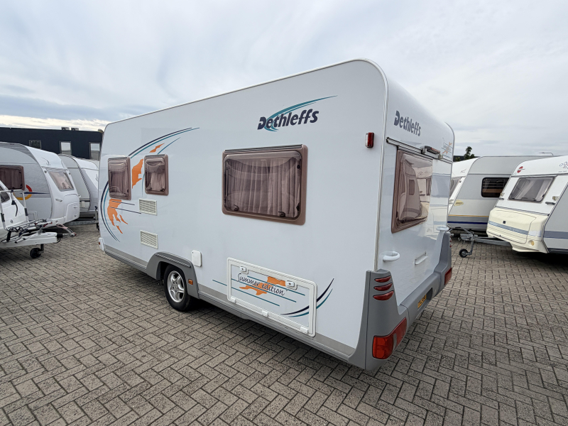 Dethleffs Summer Edition 450 Mover, Fransbed tent  foto: 19