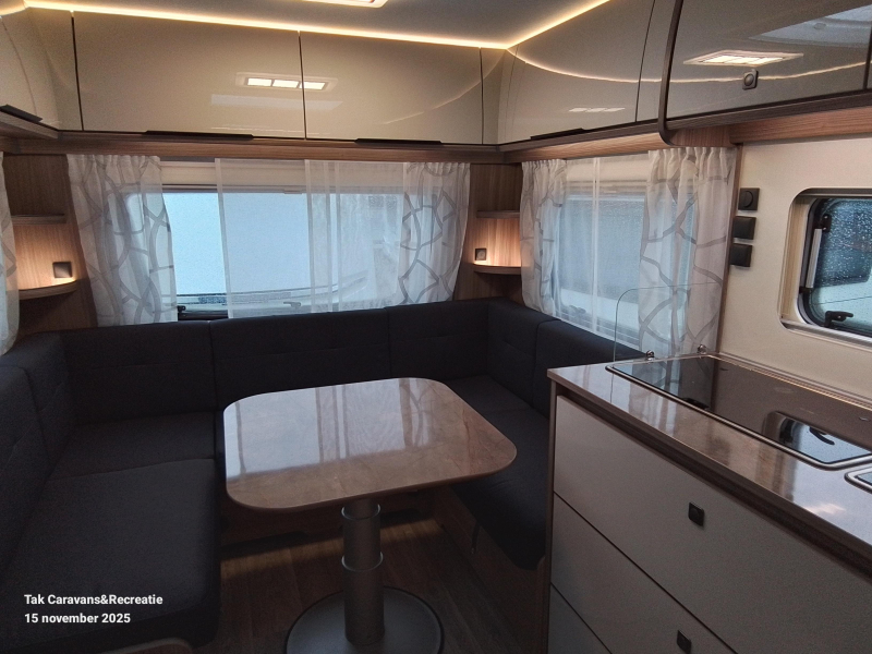 Fendt Tendenza 465 SFB model 2026 Frans bed 