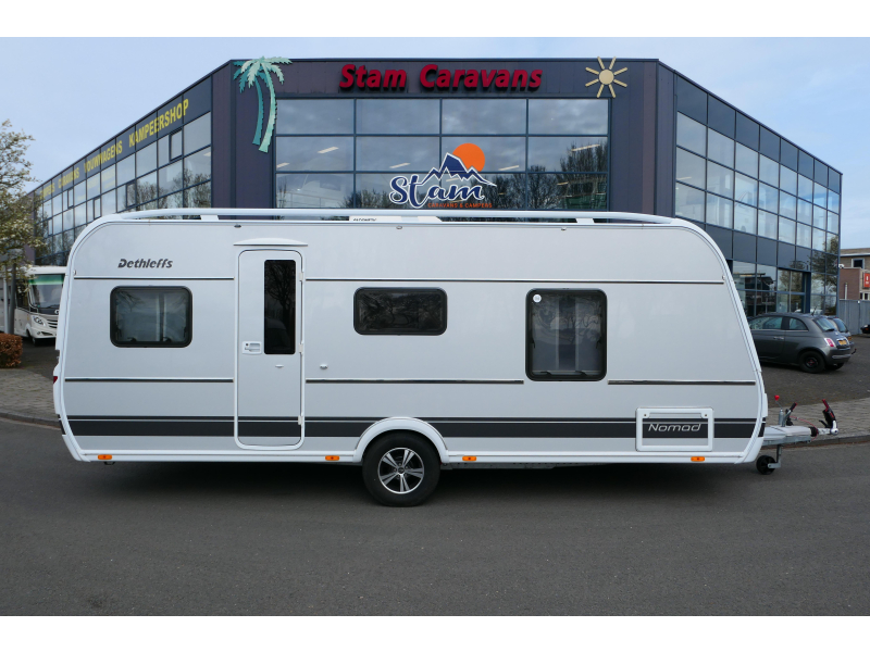 Dethleffs Nomad 530 DR zeer ruim met airco  hoofdfoto: 1