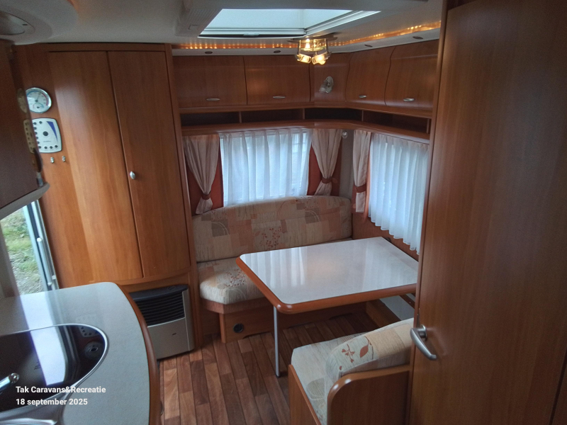 Hobby Excellent 440 SF zeer nette caravan  foto: 7