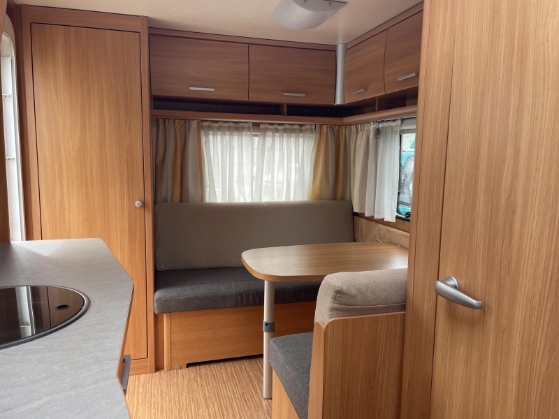 Knaus Sport 420 DQ met Mover 