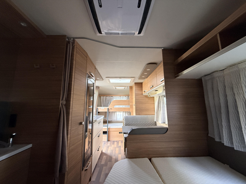 Weinsberg CaraOne Edition HOT 500 FDK Stapelbed/Airco/Mover  foto: 16