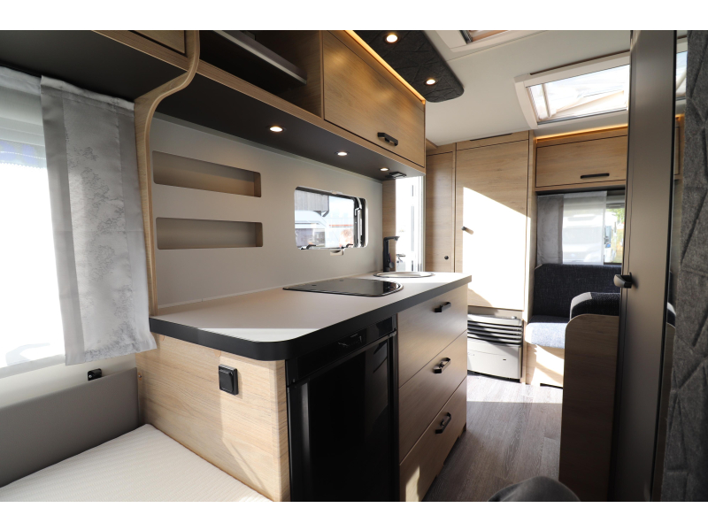 Weinsberg CaraOne 420 QD Model 2026 Dwars Bed 887  foto: 9