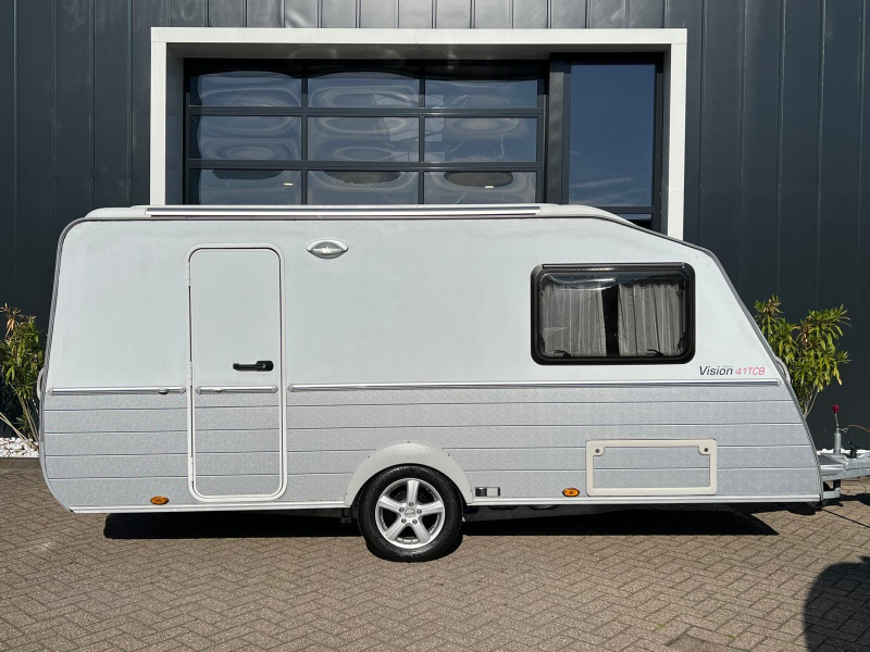 Kip Vision Special 41 TCB Hefdak, Lengtebedden, LMV 
