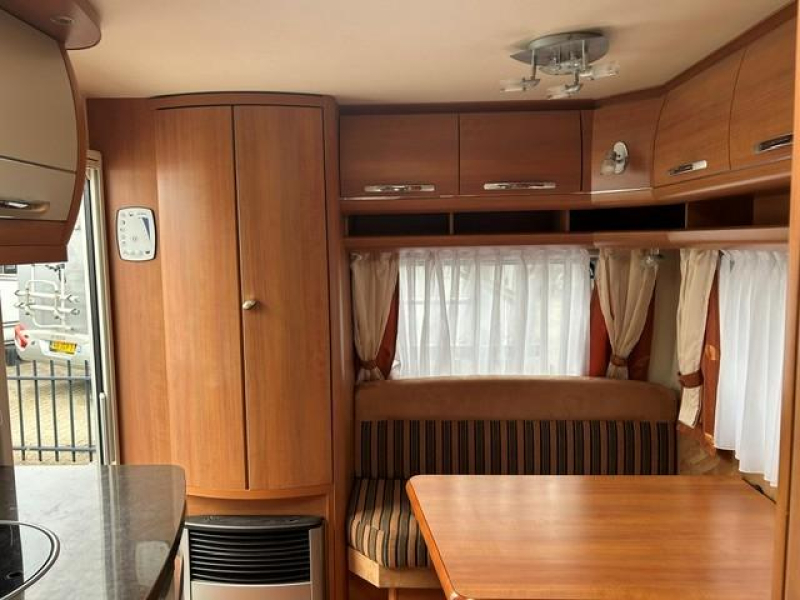 Hobby Excellent 440 SFR VOORTENT + LUIFEL +FIETSE  foto: 6