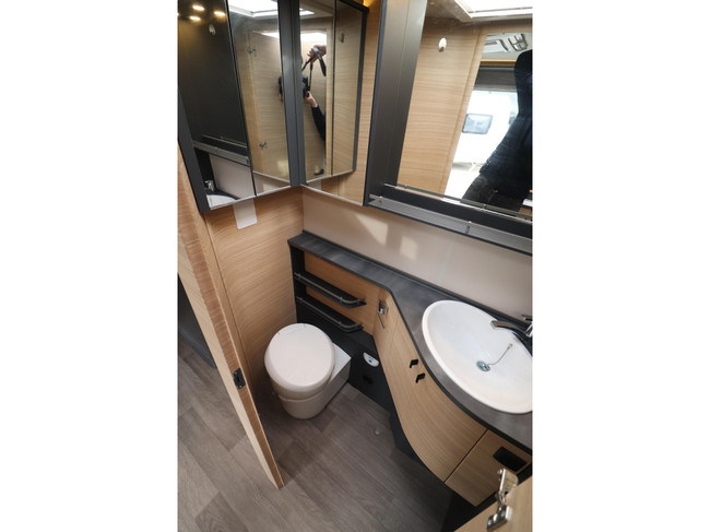 Hobby Maxia 585 UL Airco/mover/luifel/ Vol! foto: 12