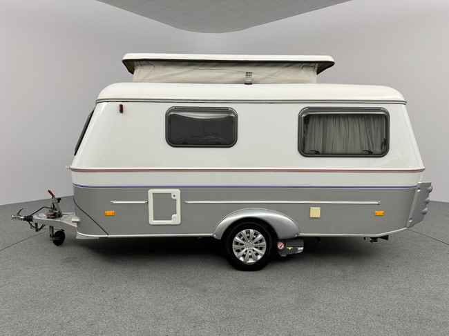 Eriba Touring Triton 430 foto: 12