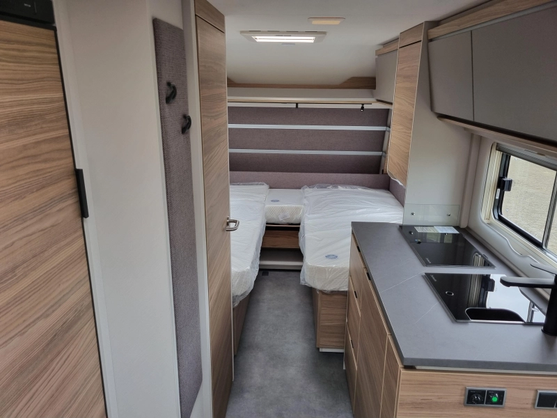 Dethleffs Nomad 460 EL First Edition 