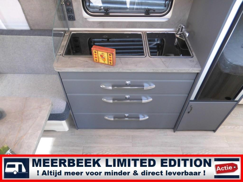 Hobby De Luxe 460 UFE 5139,=KORTING MOVER+AIRCO  foto: 9
