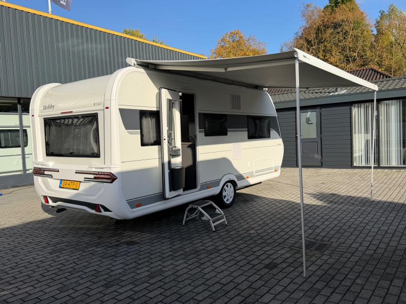 Hobby De Luxe 495 UL Met Thule luifel  foto: 15