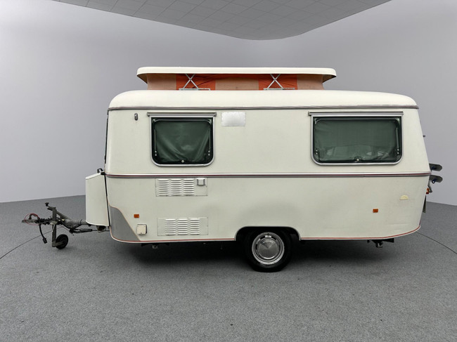Eriba Touring Triton 410 foto: 11