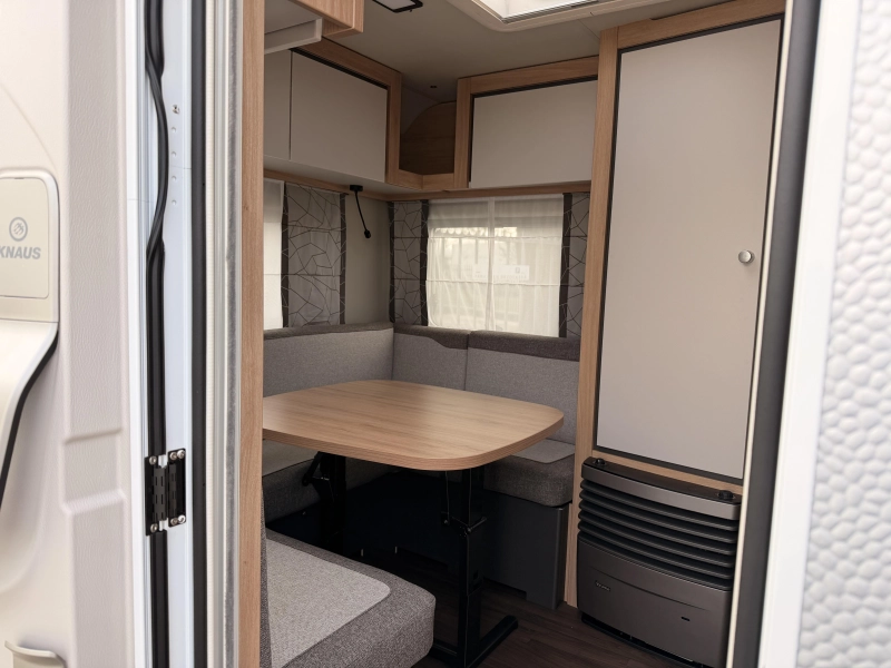 Knaus Sport 500 EU 1800KG + Enkele bedden 
