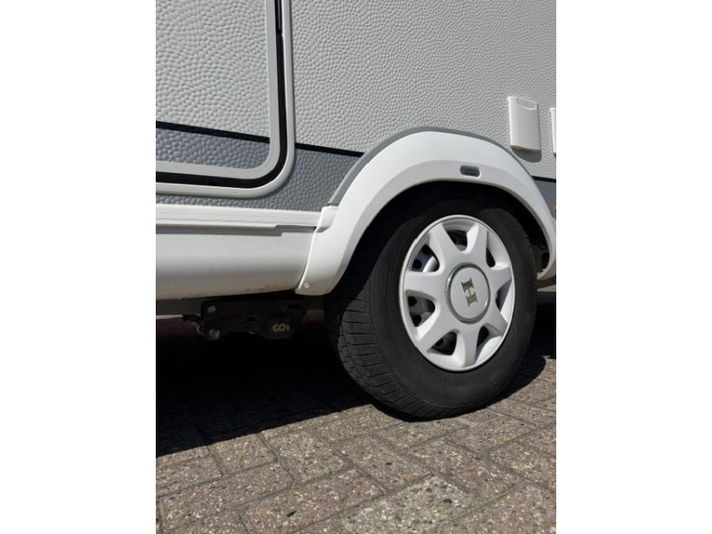 Hobby De Luxe 460 UFE Incl. Mover Fietsendrager  foto: 9