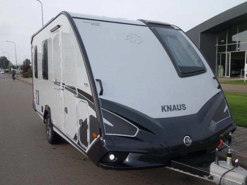 Knaus Sport en Fun 480 QL mover, airco, luchttent  foto: 8