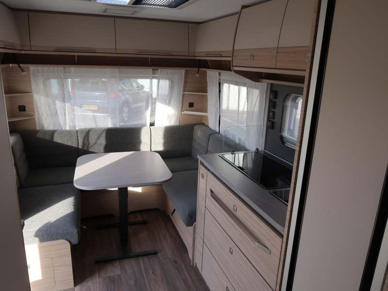 Fendt Bianco Selection 465 SFB FRANS BED EN RONDZIT  foto: 7