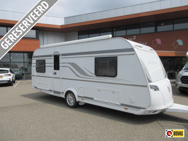 Tabbert Rossini Booster 540 E MET MOVER EN VASTE LUIFEL 