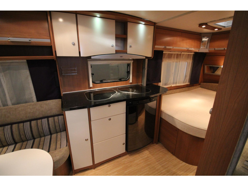 LMC Musica 470 D Mover Voortent Fietsenrek  foto: 7
