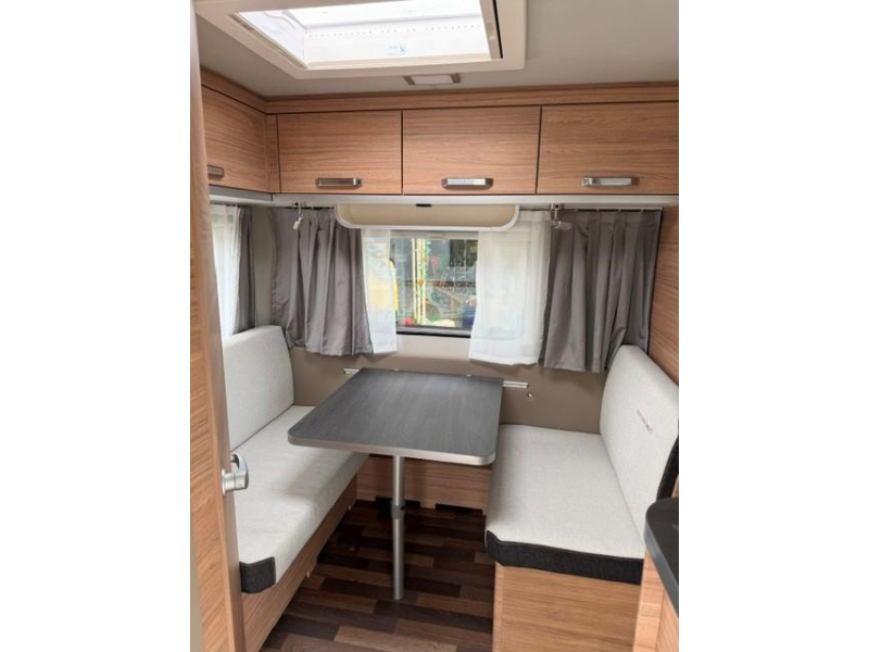 Weinsberg CaraOne Edition HOT 390 QD mover luifel fietsenrek  foto: 11