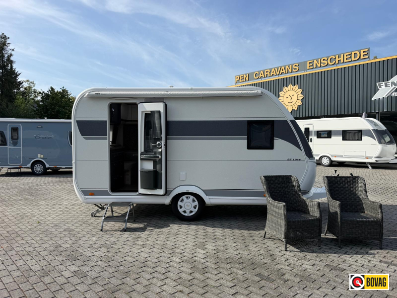 Hobby De Luxe 400 SFE Met Luifel!  hoofdfoto: 1