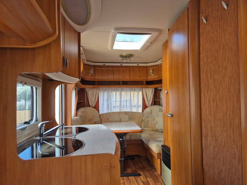 Hobby De Luxe 450 UF  foto: 9