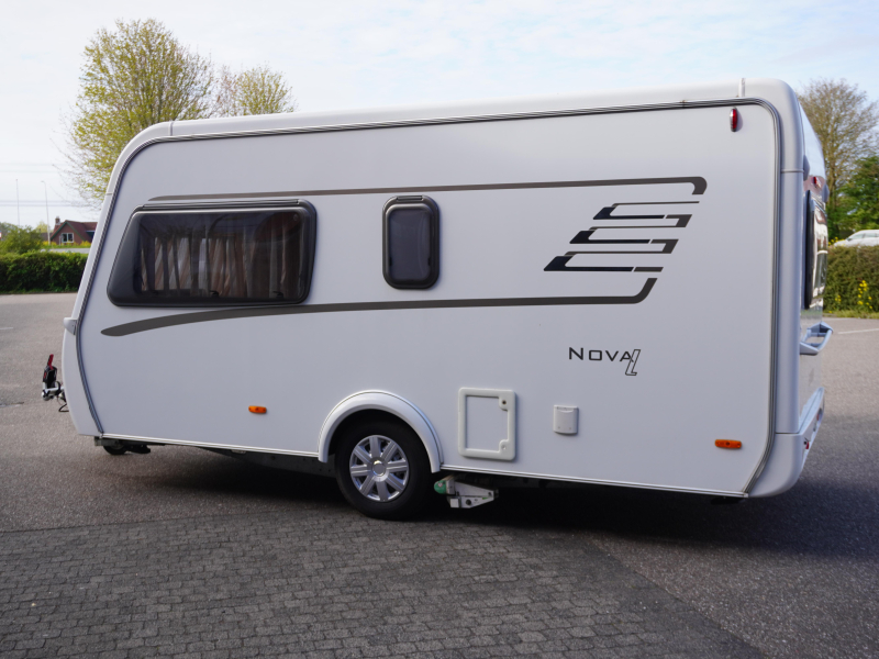 Eriba Nova Light 425 MET MOVER EN VOORTENT  foto: 15