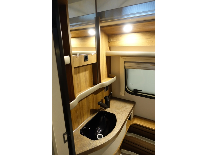Eriba Touring 420 nieuw, modeljaar 2026  foto: 11