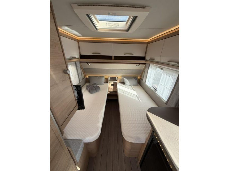 Knaus Sudwind 60 Years 500 EU Mover en Fietsendrager  foto: 17