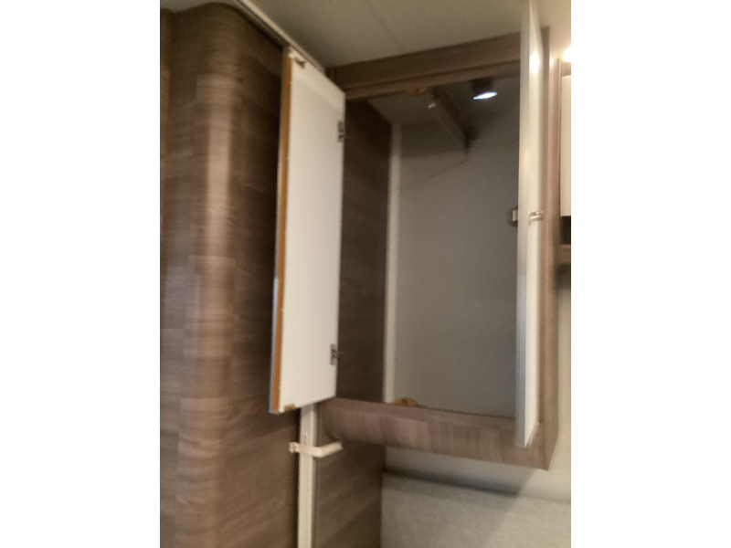 Knaus Sport 460 EU mover/omnistor  foto: 9