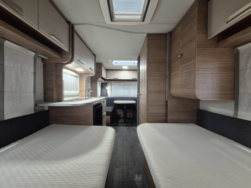Knaus Sport 460 EU enkele bedden!  foto: 17