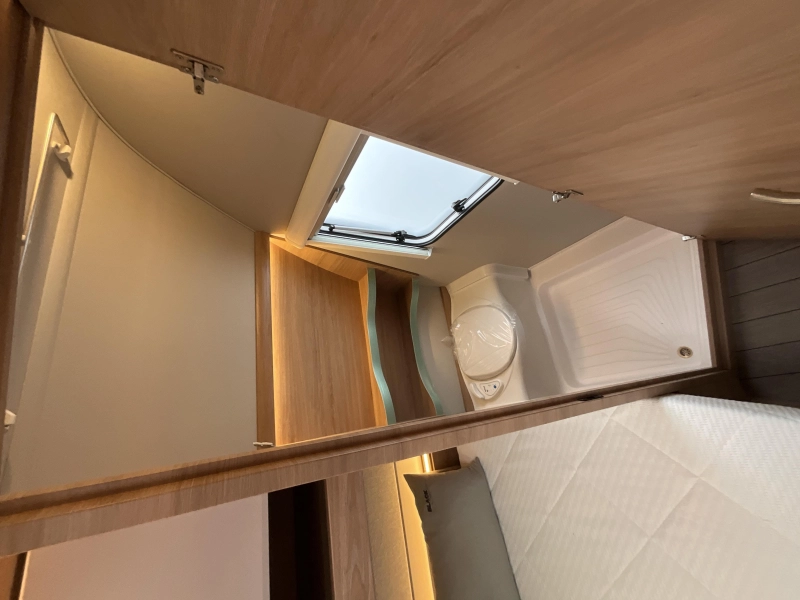 Knaus Sudwind Black Selection 540 FDK STAPELBED-GRATIS MOVER  foto: 11