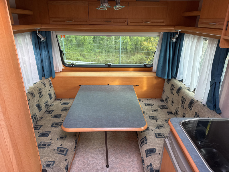 Adria Unica B 431 DD Fietsdrager/Voortent  foto: 3