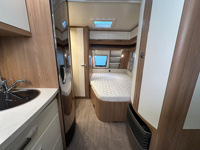 Hobby De Luxe 460 UFe foto: 20