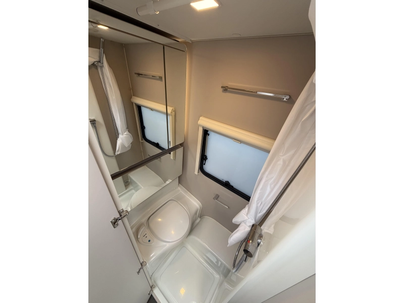 Adria Adora 542 UL Zeer compleet  foto: 18