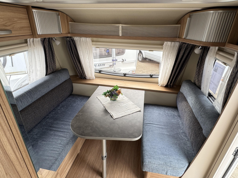 Eriba Feeling 442 - Mover - Thule-luifel - 