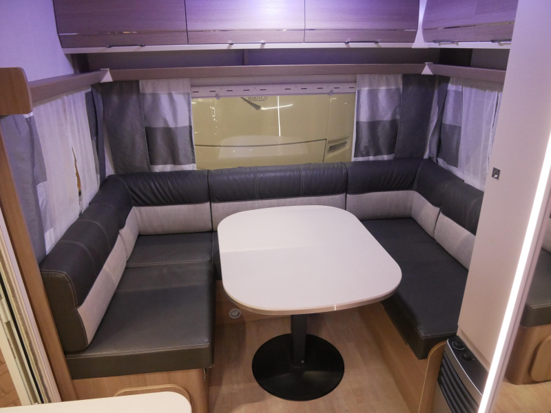 Caravelair Allegra 450 mover, fietsenrek 