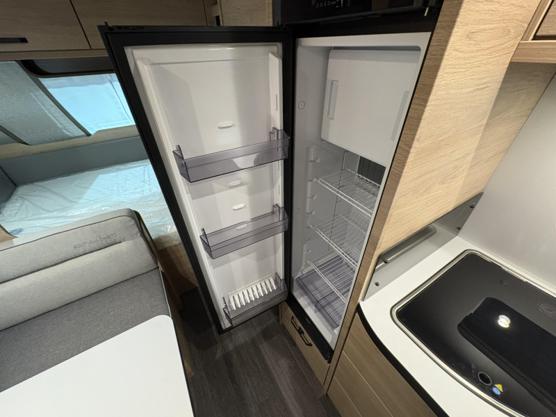 Weinsberg CaraOne Edition HOT 480 QDK stapelbed / dwarsbed  foto: 14