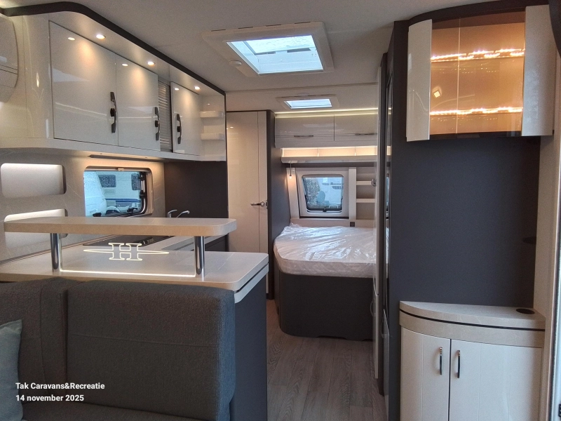 Hobby Excellent 560 CFE Model 2026 Grote C Zit  foto: 8
