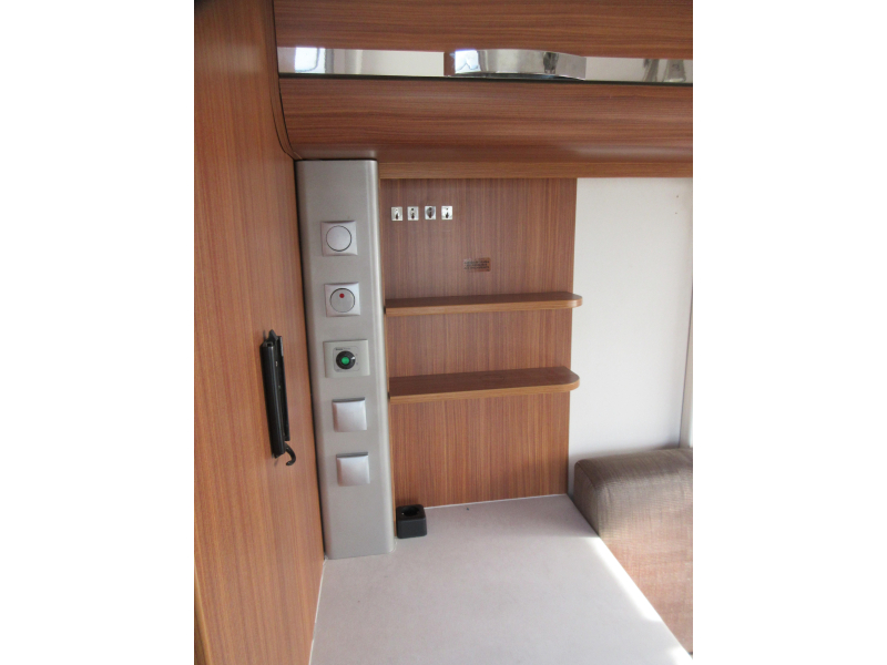 Adria Adora 492 UL MET MOVER & DAKVENTILATOR  foto: 10