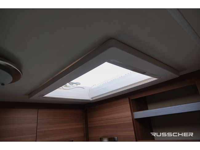 Weinsberg CaraOne 420 QD Caravan | Go2 Mover | Schotel | Kachel | Douche | Toilet | Luifel | Voortent | Fietsendrager foto: 18