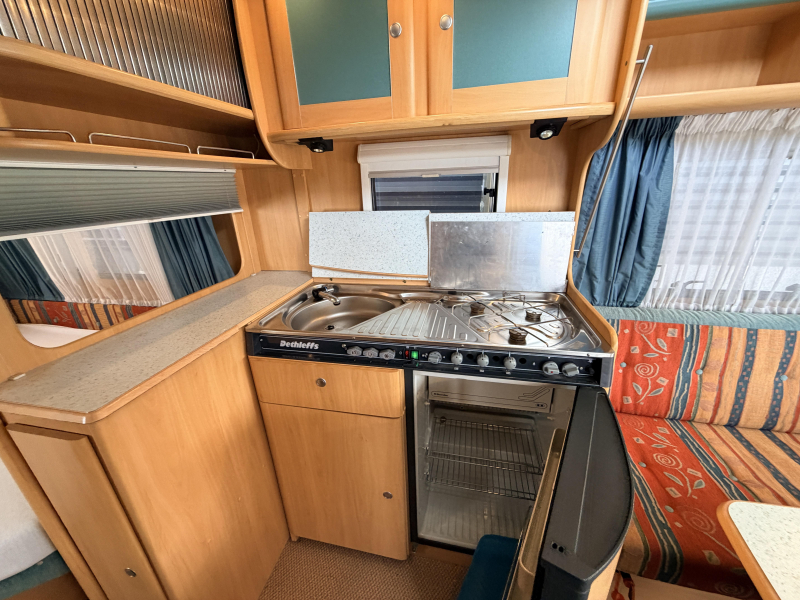 Dethleffs Summer Edition 450 Mover, Fransbed tent  foto: 1