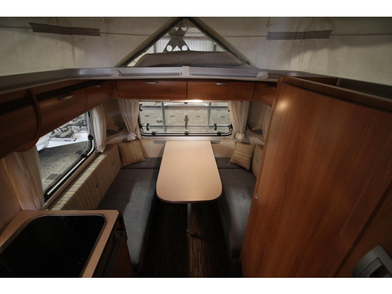 Eriba Touring Triton 430 GT Hefdak, Mover, Voortent  foto: 8