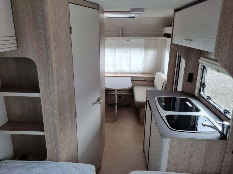 Bürstner Premio Life 480 TL - Enkele bedden -  foto: 2