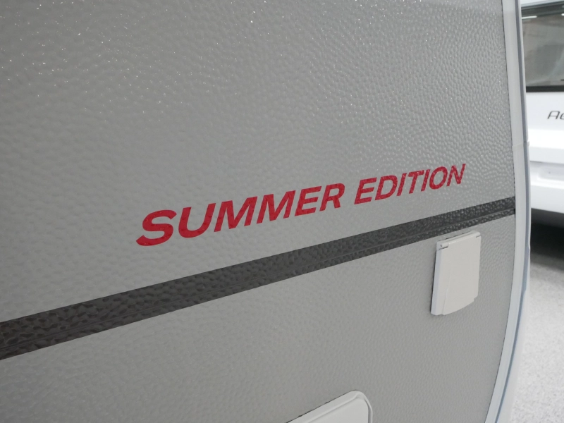 Dethleffs Summer Edition 530 DR Rondzit + Queensbed  foto: 3