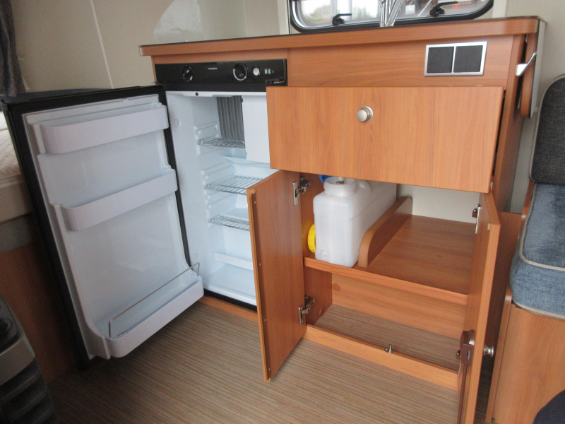 Eriba Touring 310 ZEER COMPACT, MET HEFDAK  foto: 12