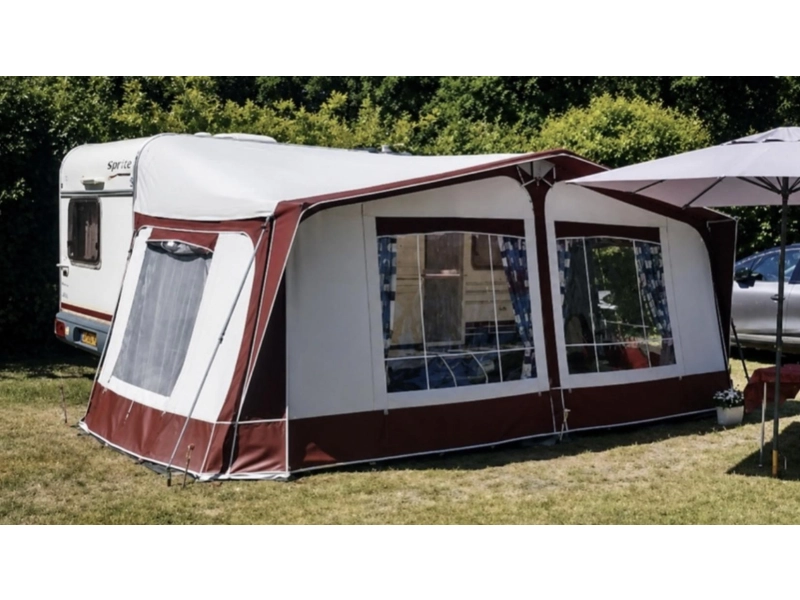 Home-Car Racer Spirit 45 frans bed rondzit toilet  foto: 15