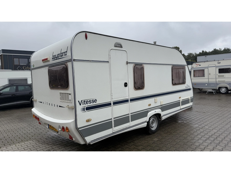 Beyerland Vitesse 460 MD eindkeuken zit vast bed  foto: 13