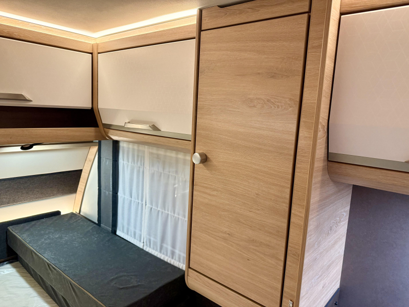 Knaus Sudwind Black Selection 460 EU Zomer Airco Actie!  foto: 6